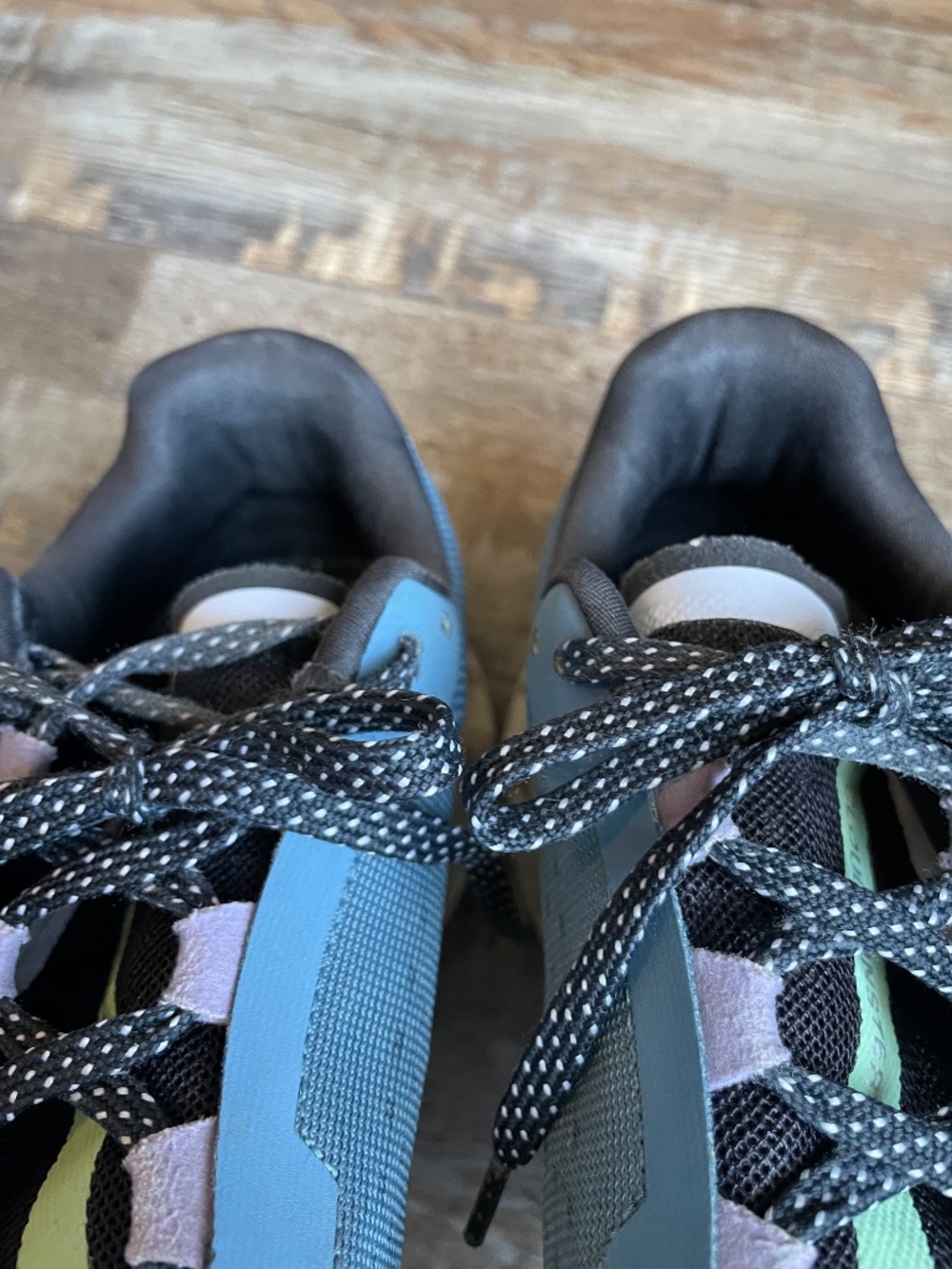 On Cloudmonster Sneakers Running Women’s size 9 in Dust Vapor - Picture 7 of 15